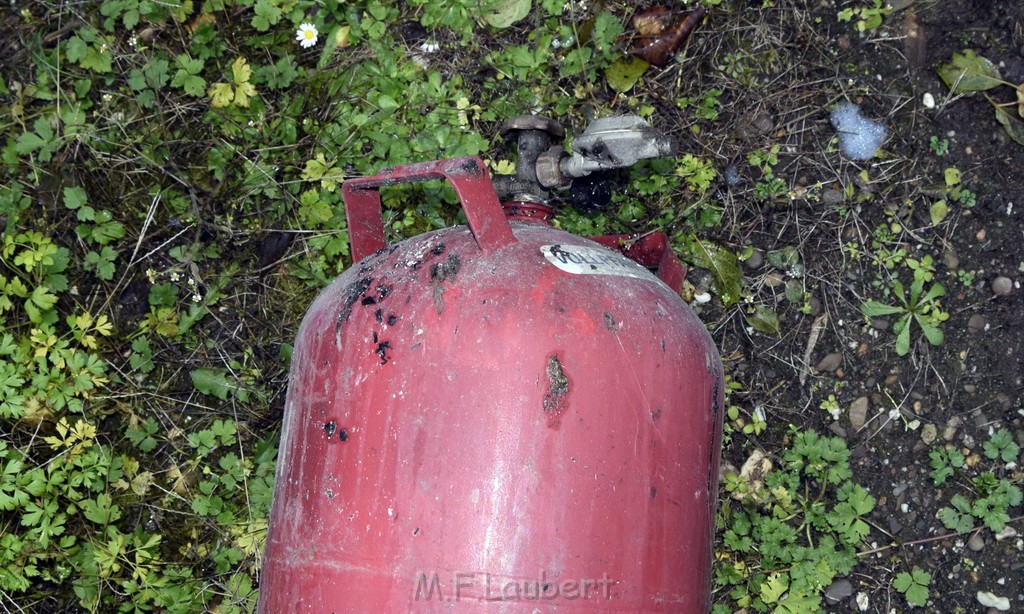 Wieder Laubenbraende Koeln Fuehlingen Kriegerhofstr P063.JPG - Miklos Laubert